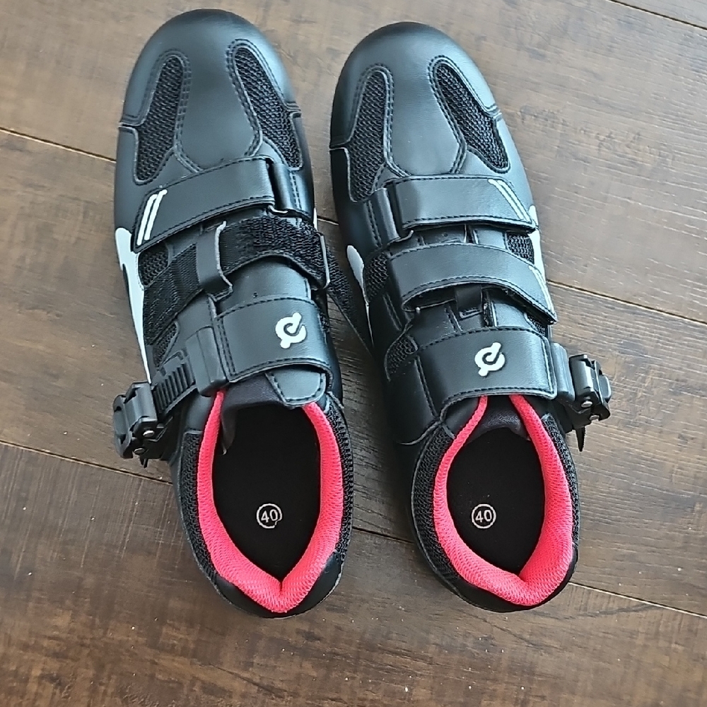 Peloton Women's Black and Pink Cycling Shoes